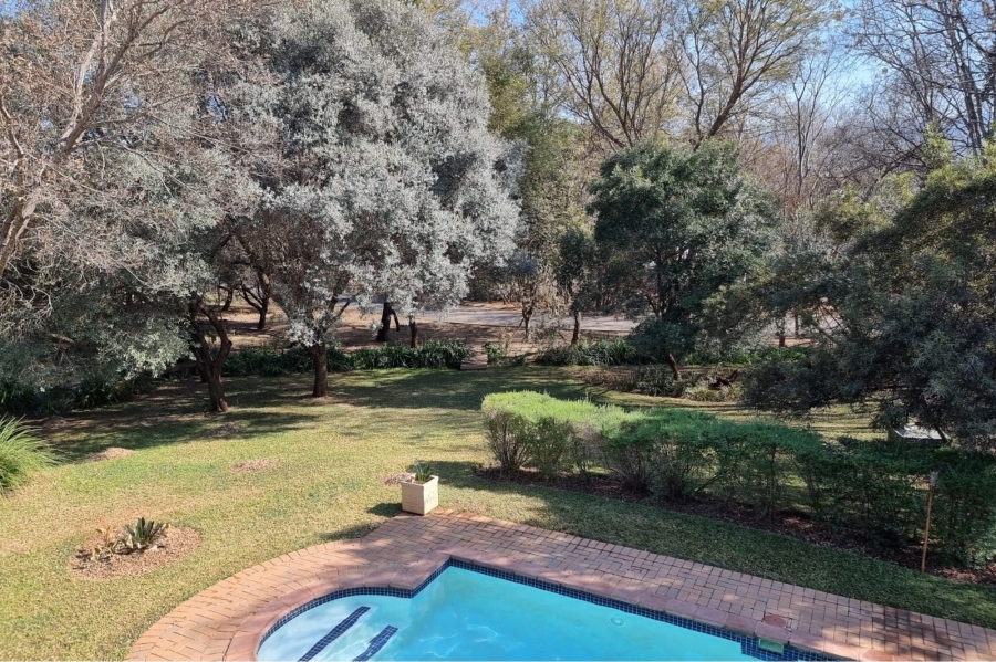 3 Bedroom Property for Sale in WestLake Country Safari Estate North West